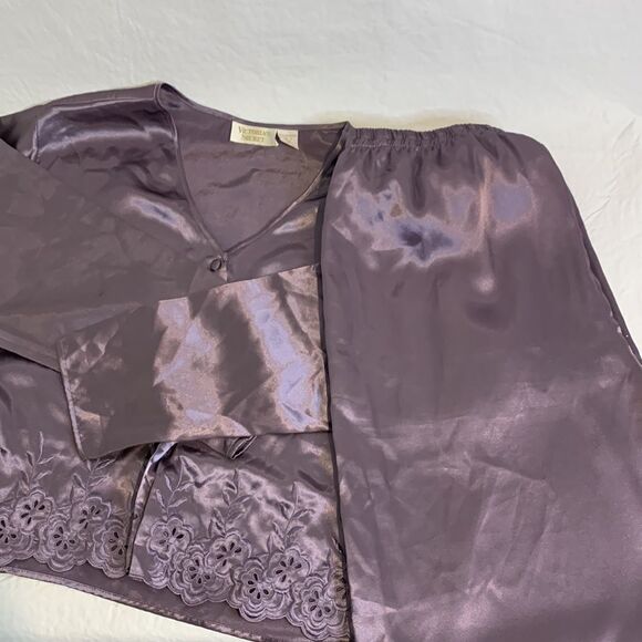 Victoria Secret   gold label purple 2pc pajama set - Picture 10 of 13